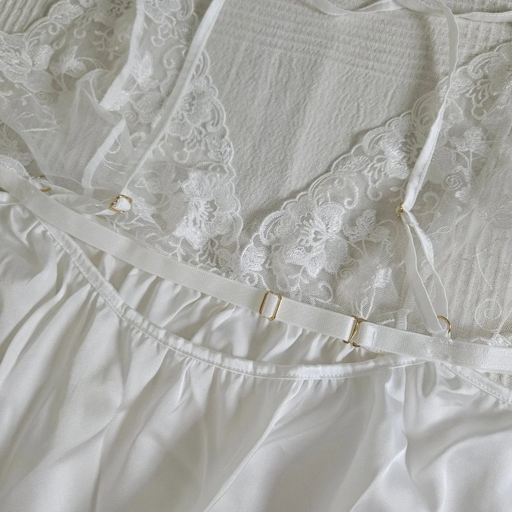 NEW Wolf & Whistle Lola Satin Babydoll Thong Set Sz 14 White‎ Chemise Lace NWT